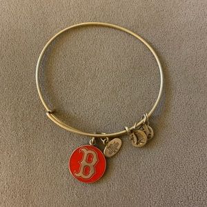 Alex and Ani 💙 Boston Red Sox bangle - gold